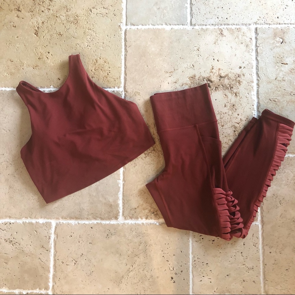 Athleta Salutation Twist 7/8 tights & Conscious twist bra
